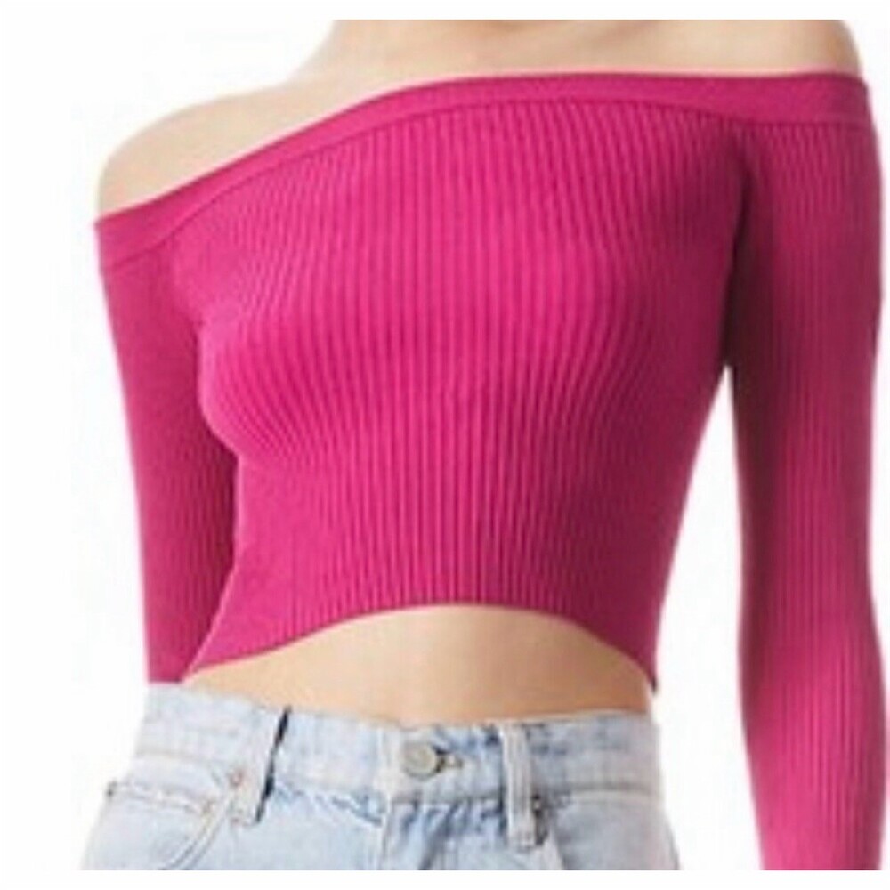 Alice + Olivia Women’s Cropped Raspberry Ribbed Off Shoulder Sweater Size M NWT